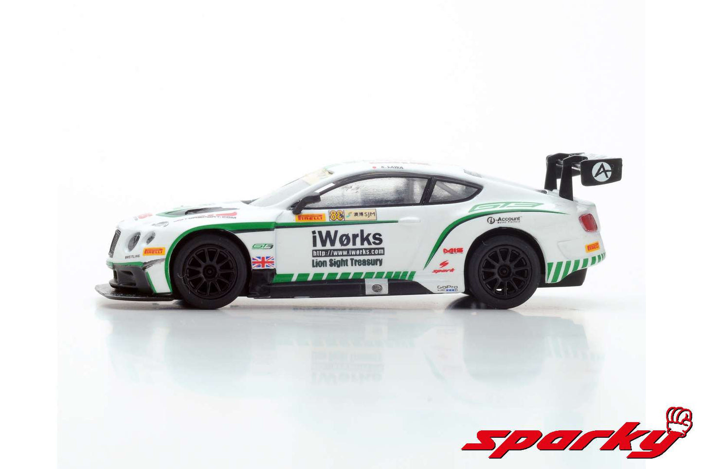 Spark 1:64 Bentley Continental GT3 #88 Macau GP FIA GT World Cup 2015 Bentley Team Absolute Keita Sawa Y103