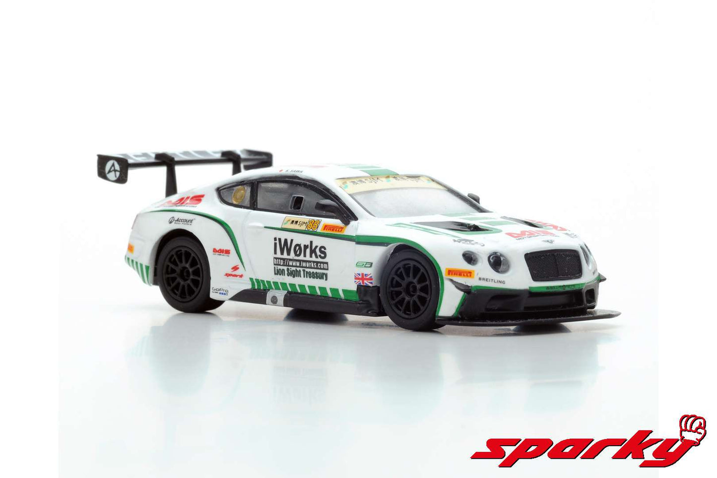 Spark 1:64 Bentley Continental GT3 #88 Macau GP FIA GT World Cup 2015 Bentley Team Absolute Keita Sawa Y103