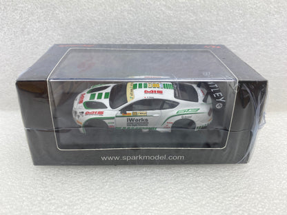 Spark 1:64 Bentley Continental GT3 #88 Macau GP FIA GT World Cup 2015 Bentley Team Absolute Keita Sawa Y103