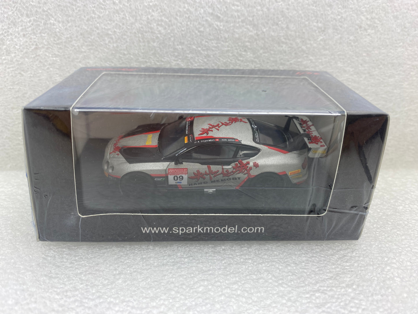 Spark 1:64 Bentley Continental GT3 #09 China GT Championship 2017 Hard Memory Bentley Team Absolute H.Geng - A.Imperatori Y106