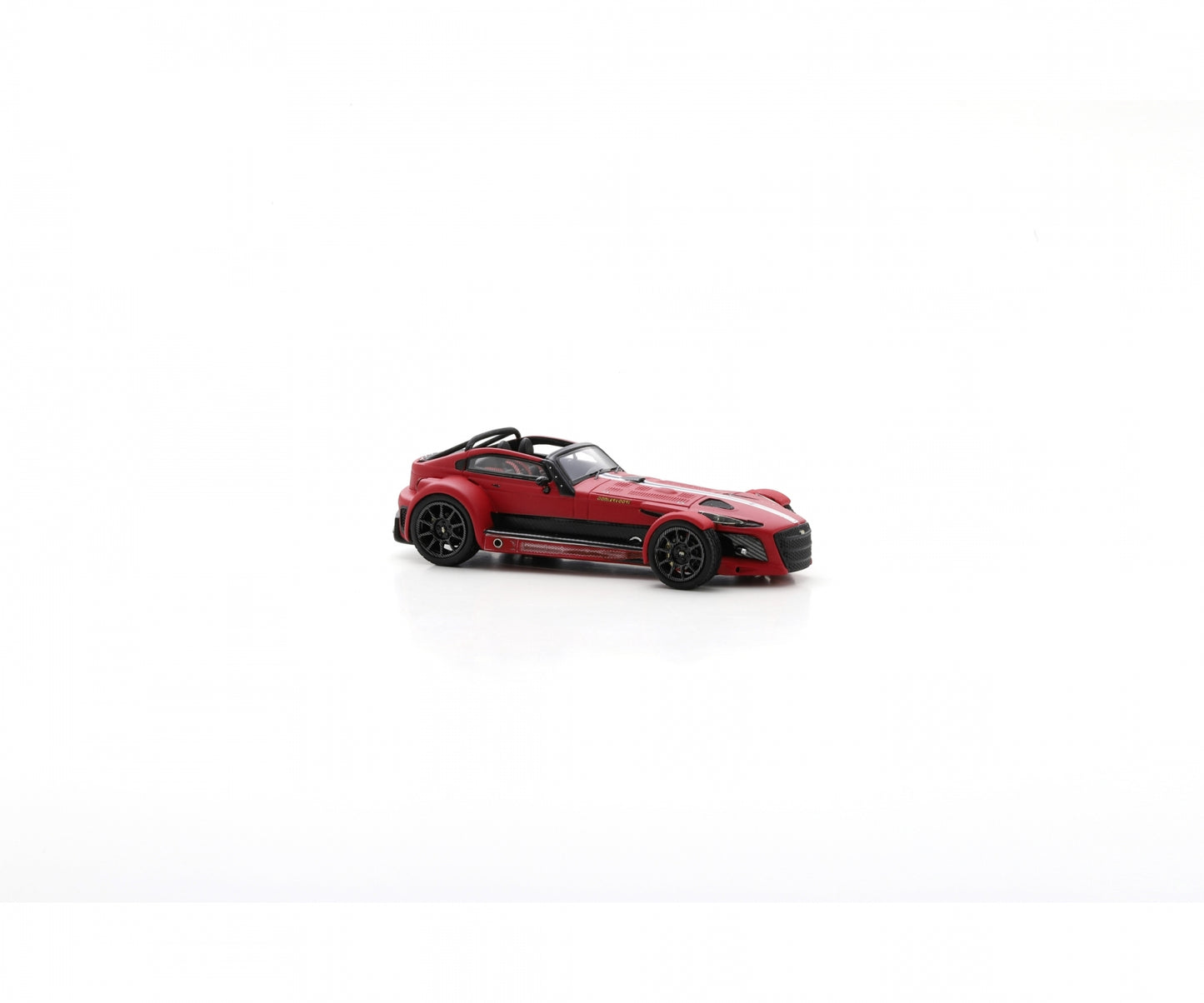 Schuco 1:43 Donkervoort D8 GTO Red 450927500