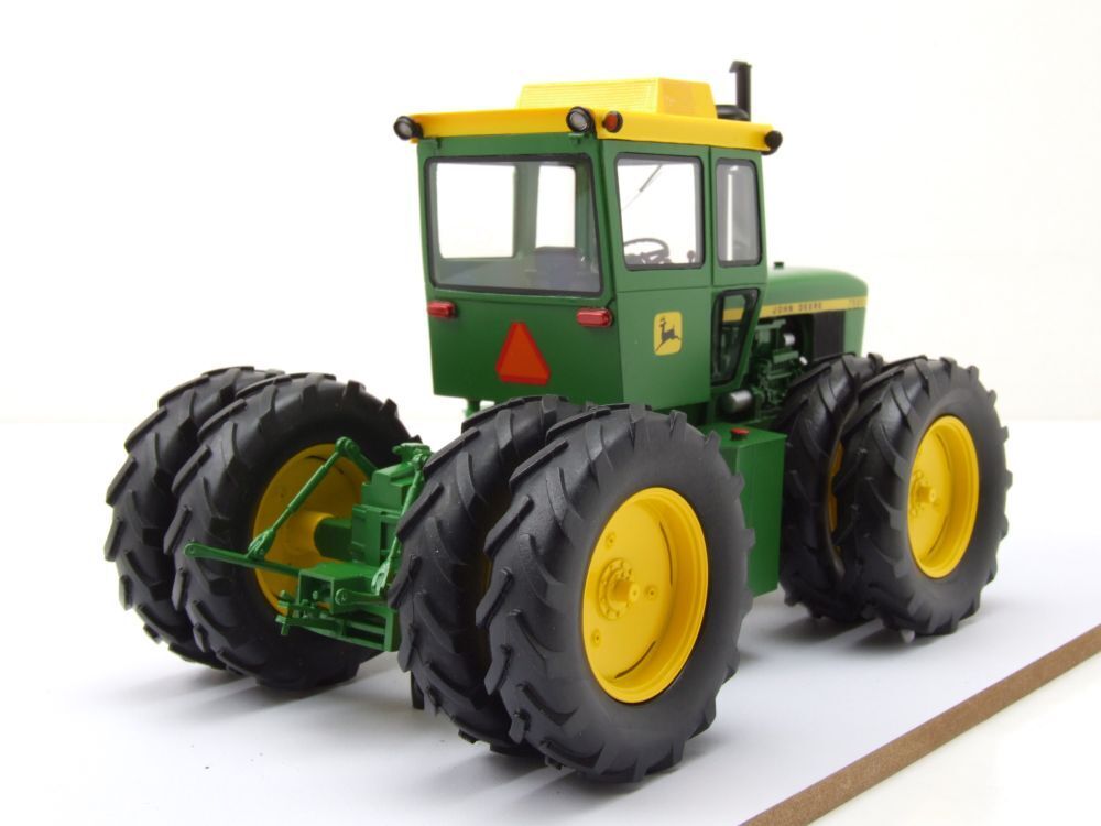 Schuco 1:32 John Deere 7520 Tractor 450916500