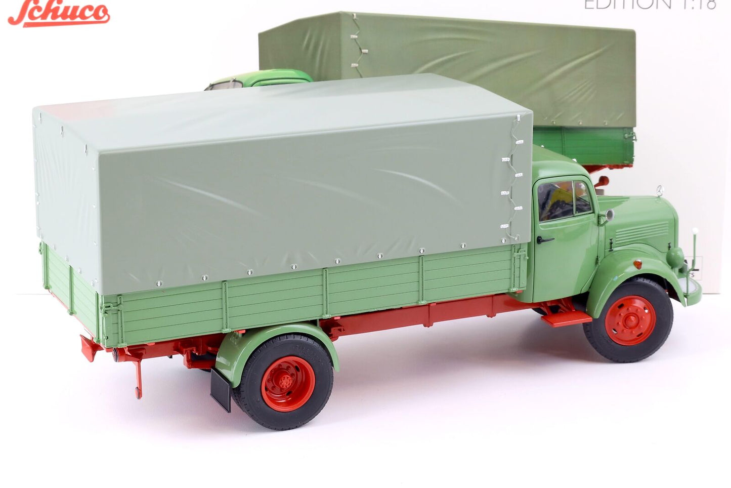 Schuco 1:18 Mercedes-Benz L3500 Truck Flatbed/Plane 450050100