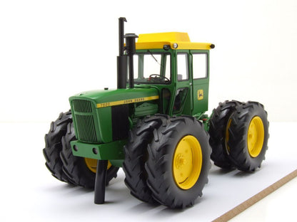 Schuco 1:32 John Deere 7520 Tractor 450916500