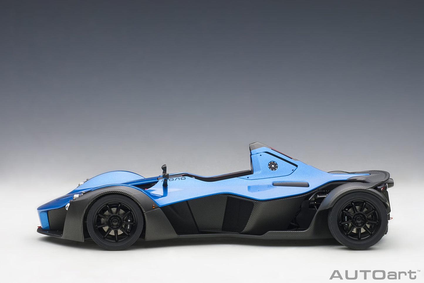 AUTOart 1:18 BAC Mono (Blue Metallic) 18115