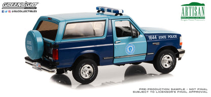 GreenLight 1:18 Artisan Collection - 1996 Ford Bronco XLT - Massachusetts State Police 19120