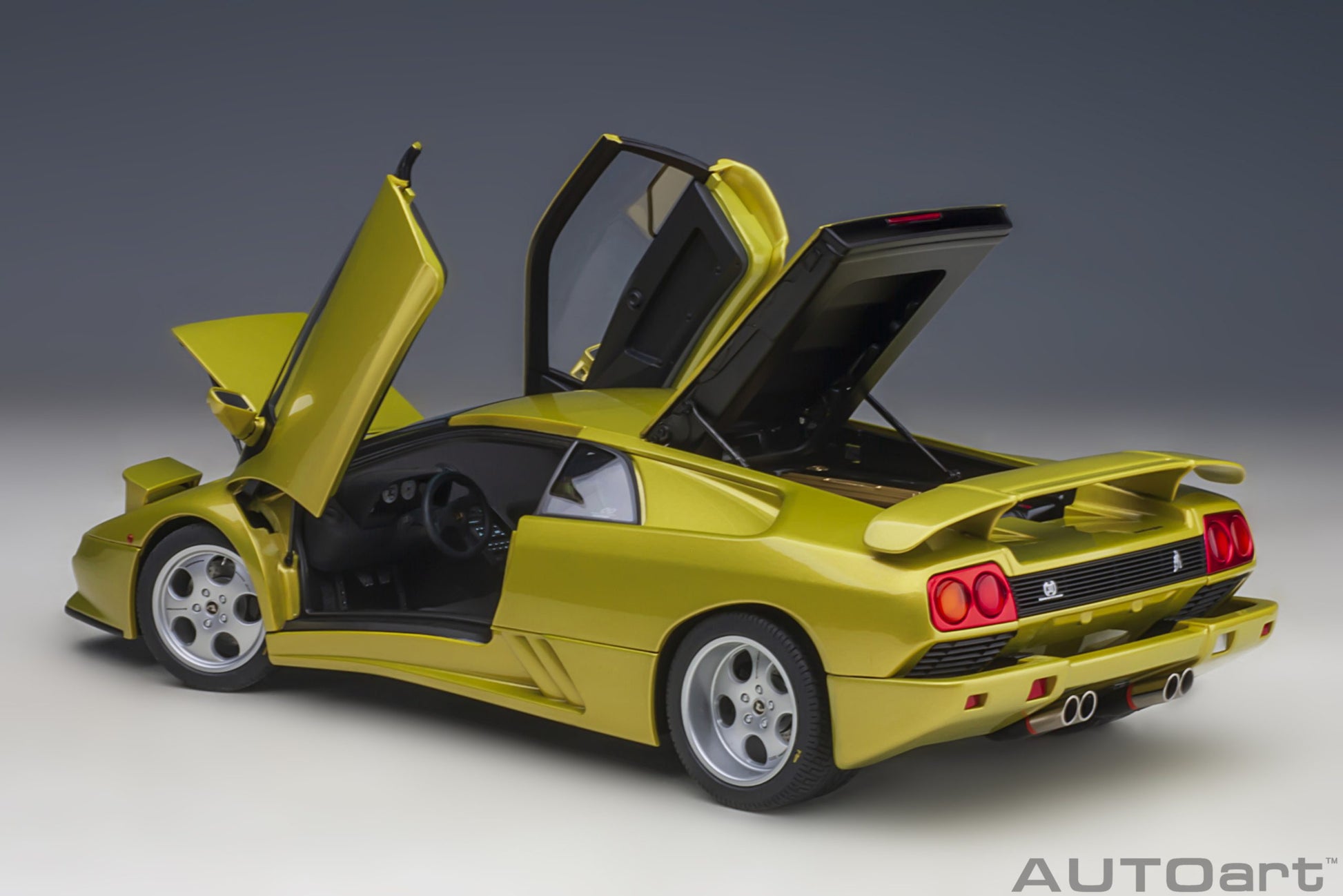 AUTOart 1:18 Lamborghini Diablo SE30 Año de construcción 1993 Violeta AUTOart 1:18 Lamborghini Diablo SE30 Año de construcción 1993 Violeta