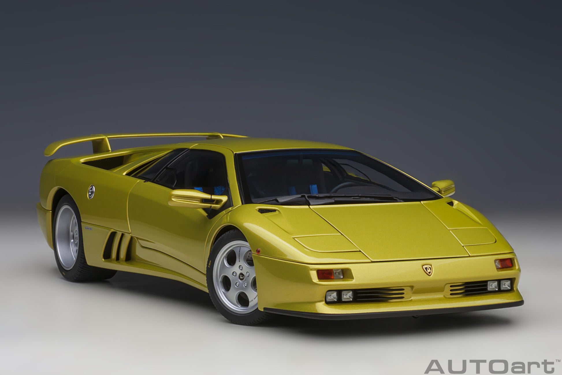 AUTOART 79144 1/18 Lamborghini Diablo SE JOTA Superfly Jaune Modèle AUTOART 79144 1/18 Lamborghini Diablo SE JOTA Superfly Jaune Modèle