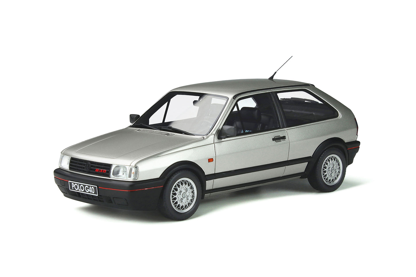 OTTO 1:18 1994 Volkswagen Polo Mk.2 G40 Diamond Silver OT856