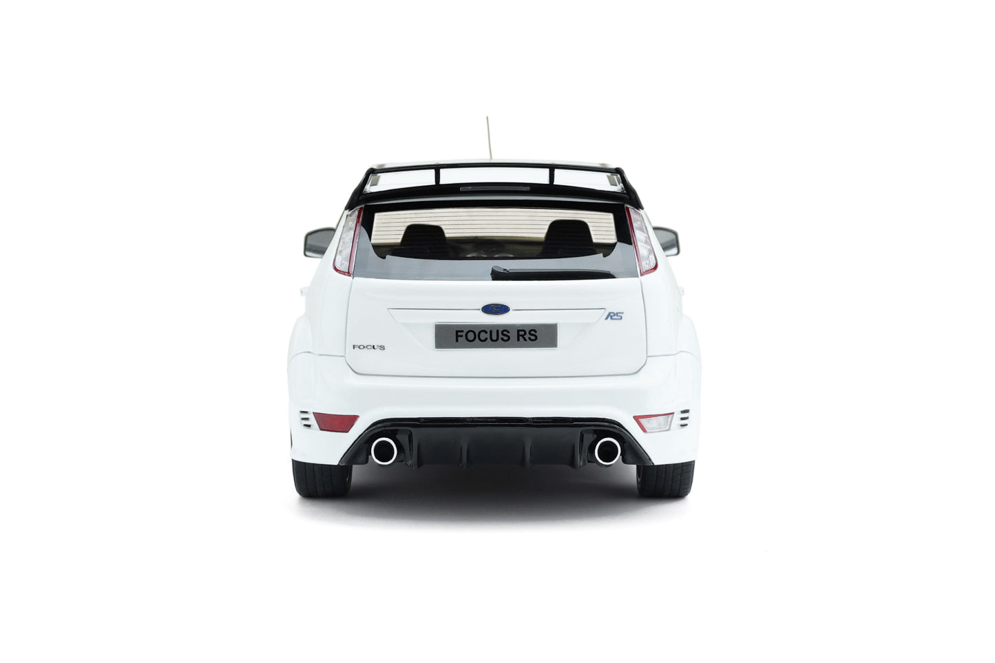OTTO 1:18 2009 Ford Focus Mk2 RS Ultimate White OT977