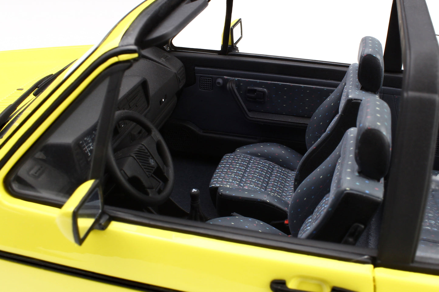 OTTO 1:18 Volkswagen Golf Cabriolet Young Line 1981 Yellow OT693