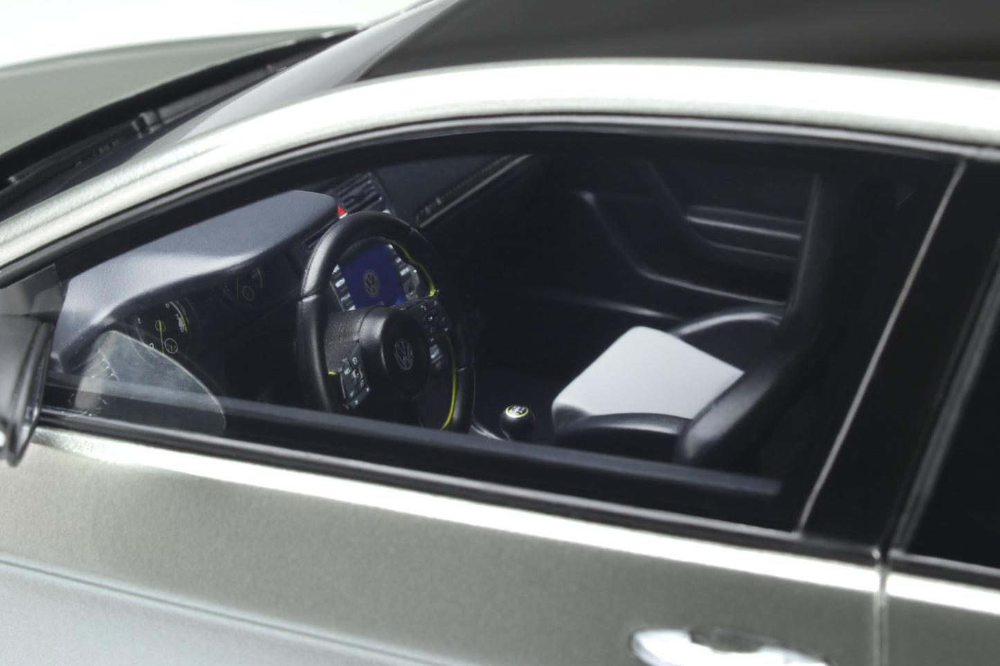 OTTO 1:18 2014 Volkswagen Golf A7 R400 Concept OT925