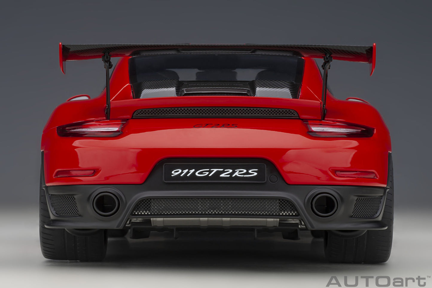AUTOart 1:18 Porsche 911 (991.2) GT2 RS Weissach Package (Guards Red) 78173
