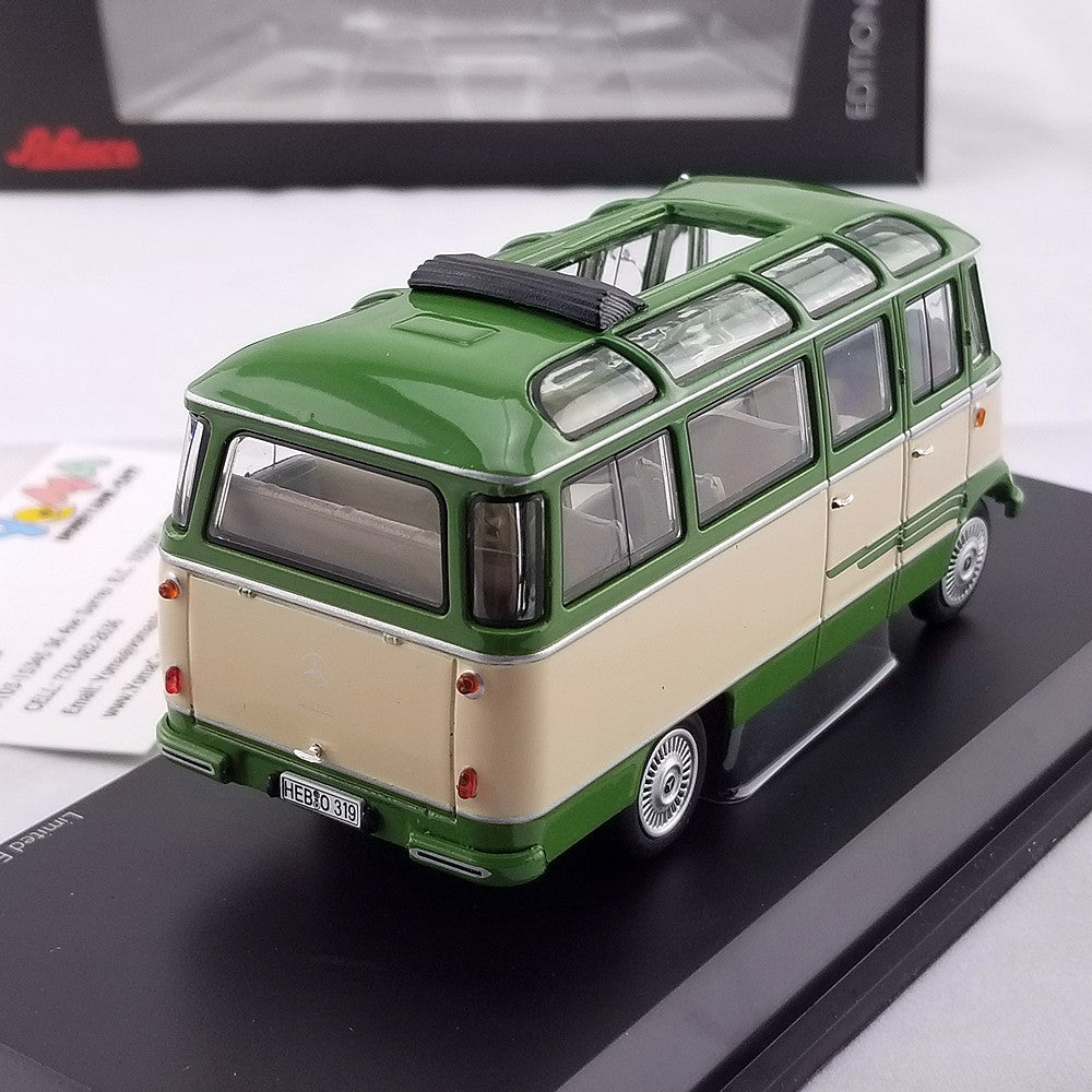 Schuco 1:43 Mercedes-Benz O319 green/cream 450291700