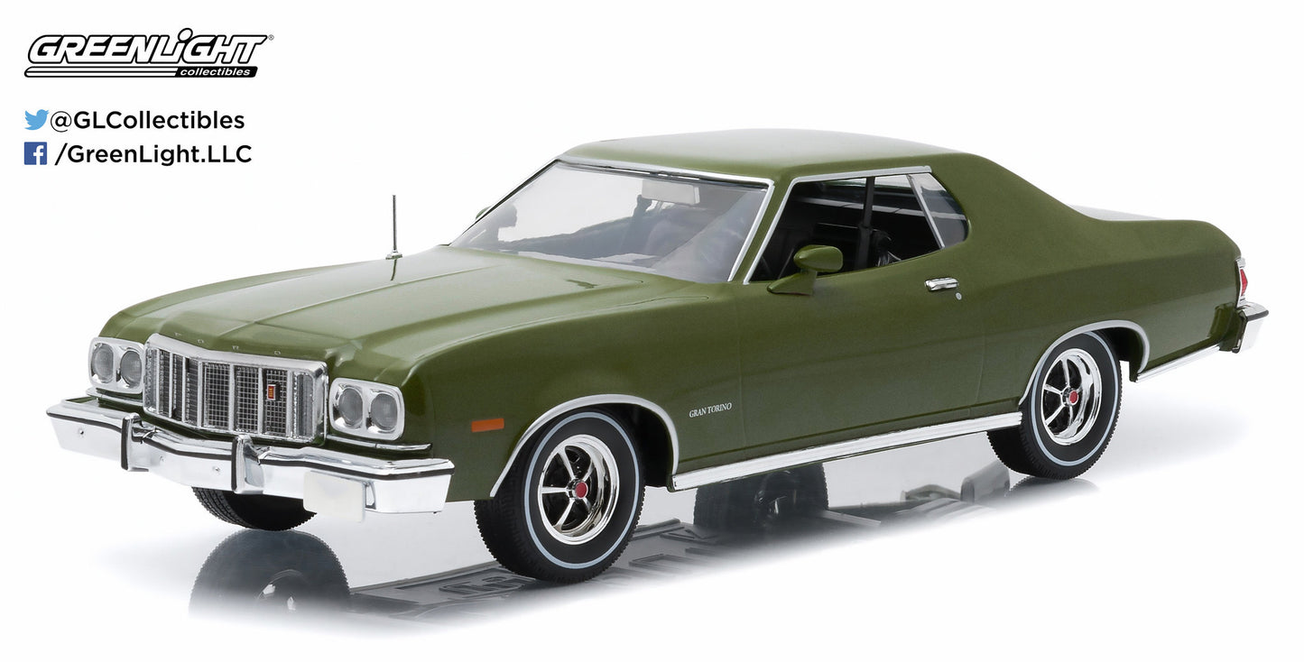 GreenLight 1:18 Artisan Collection - 1976 Ford Gran Torino - Dark Green Metallic 19018