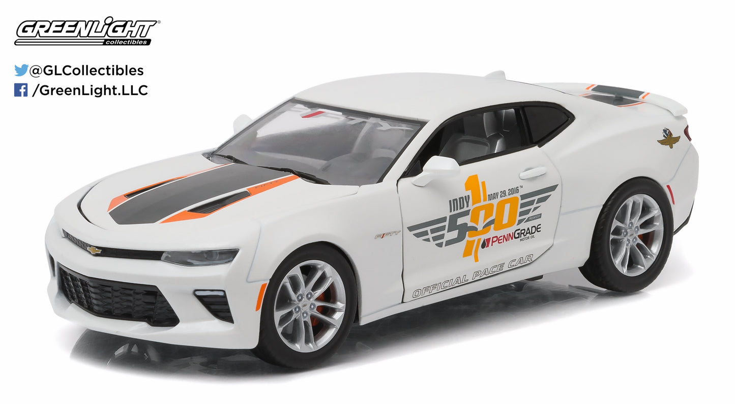 GreenLight 1:24 2016 Indianapolis 500 Pace Car - 2017 Chevrolet Camaro SS - 50th Anniversary Edition (New Tooling) 18223