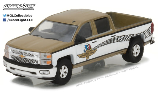 GreenLight 1:64 Chevrolet Chevy Silverado Indianapolis Motor Speedway Wheel, Wings & Flag 29902