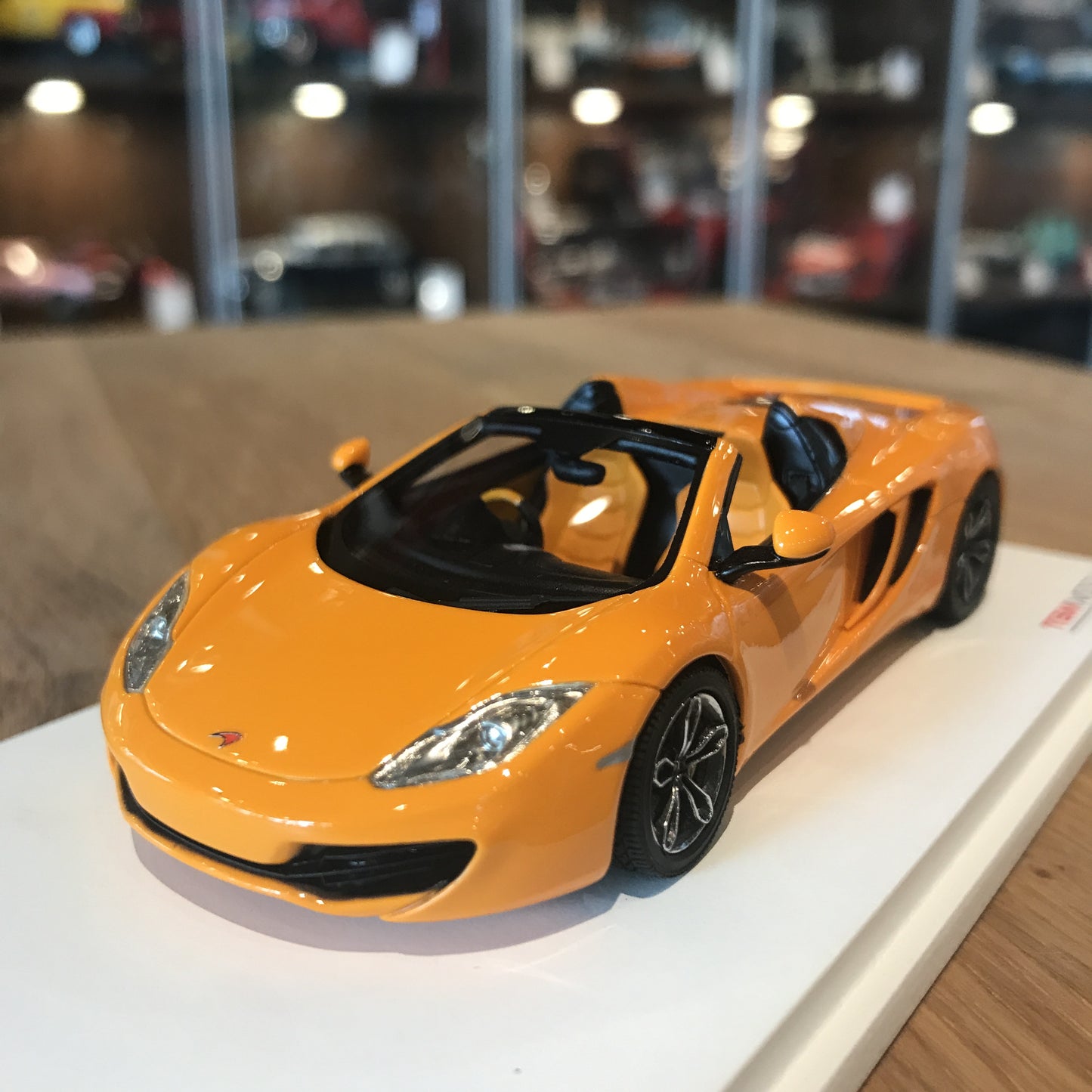 TSM 1:43 2013 McLaren MP4-12C Spider RHD Orange TSM134337