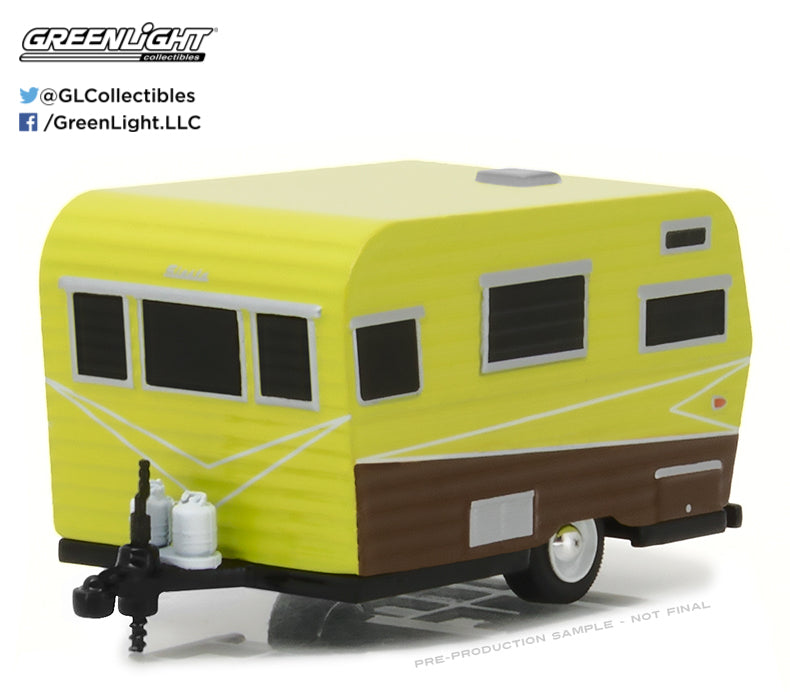 GreenLight 1:64 Hitched Homes Series 3 - 1958 Siesta - Green and Brown 34030-A