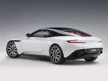 AUTOART 1/18 ASTON MARTIN DB11 (MORNING FROST WHITE) 70266