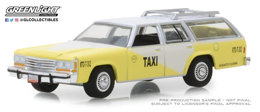 GreenLight 1:64 1988 Ford LTD Crown Victoria Wagon - Rosarito Beach, Baja California, Mexico Taxi 30002
