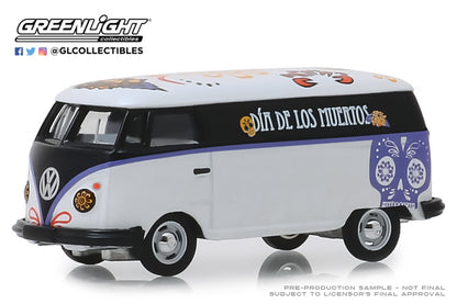 GreenLight 1:64 Volkswagen Type 2 Panel Van - Dia de los Muertos 2019 30040
