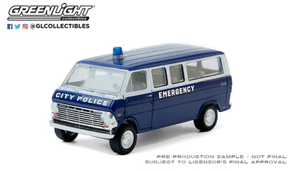 GreenLight 1:64 1969 Ford Club Wagon - City Police Emergency 30209