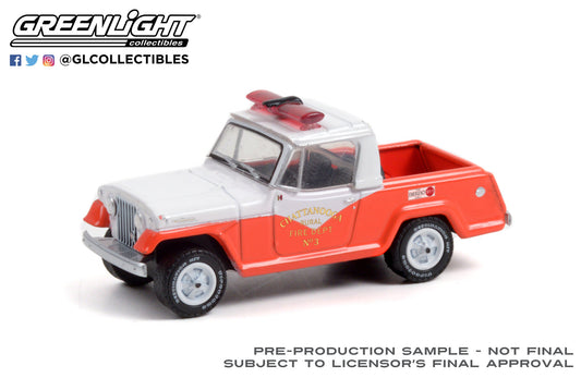 GreenLight 1:64 1967 Jeep Jeepster Commando - Chattanooga Rural Fire Dept. No. 3 30269