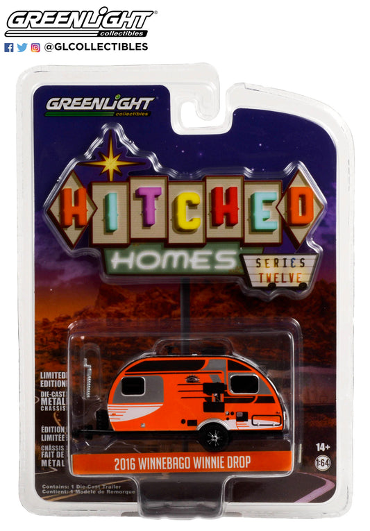 GreenLight 1:64 Hitched Homes Series 12 - 2016 Winnebago Winnie Drop - Orange 34120-D