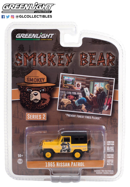 GreenLight 1:64 Smokey Bear Series 2 - 1965 Nissan Patrol “Prevent Forest Fires Please” 38040-B