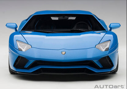 AUTOART 1/18 LAMBORGHINI AVENTADOR S PEARL BLUE 79134