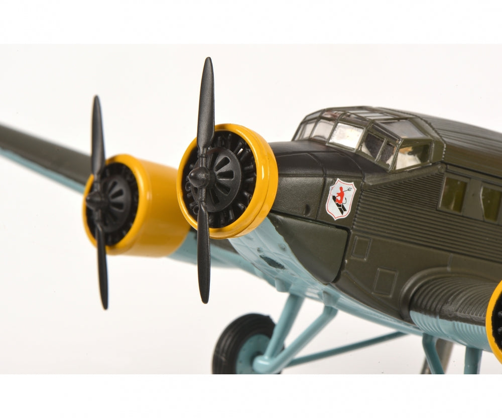 Schuco 1:72 Junkers Ju52/3m Amicale Jean-Baptiste Salis olive 403551900