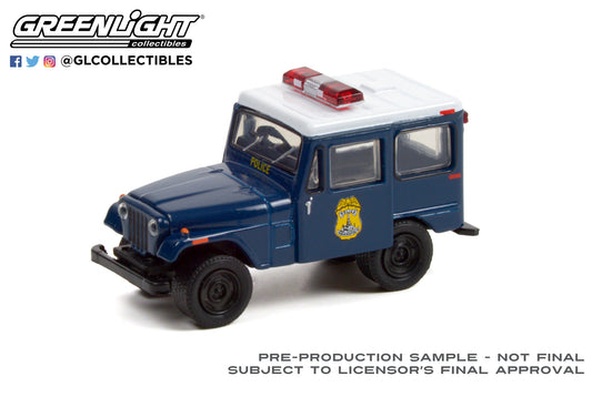 GreenLight 1:64 Hot Pursuit Series 40 - 1974 Jeep DJ-5 - Indianapolis Metropolitan Police Department 42980-A