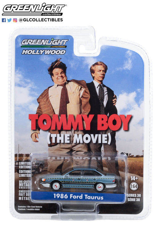 GreenLight 1:64 Hollywood Series 38 - Tommy Boy (1995) - 1986 Ford Taurus - Zalinsky Auto Parts Crash Test Vehicle 44980-A
