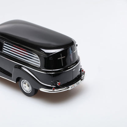 Schuco 1:18 BMW 502 Baroque Angel Hearse 450010800