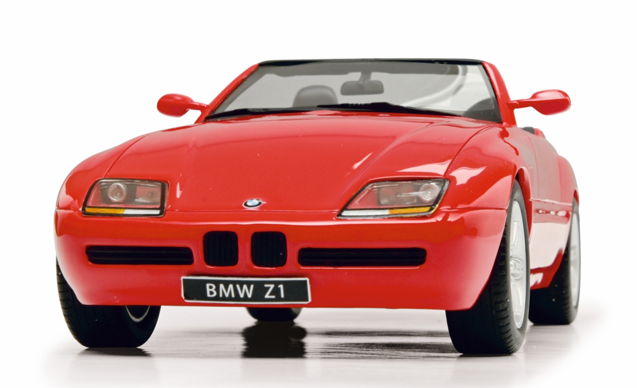 Schuco 1:18 BMW Z1 Roadster red 450026400