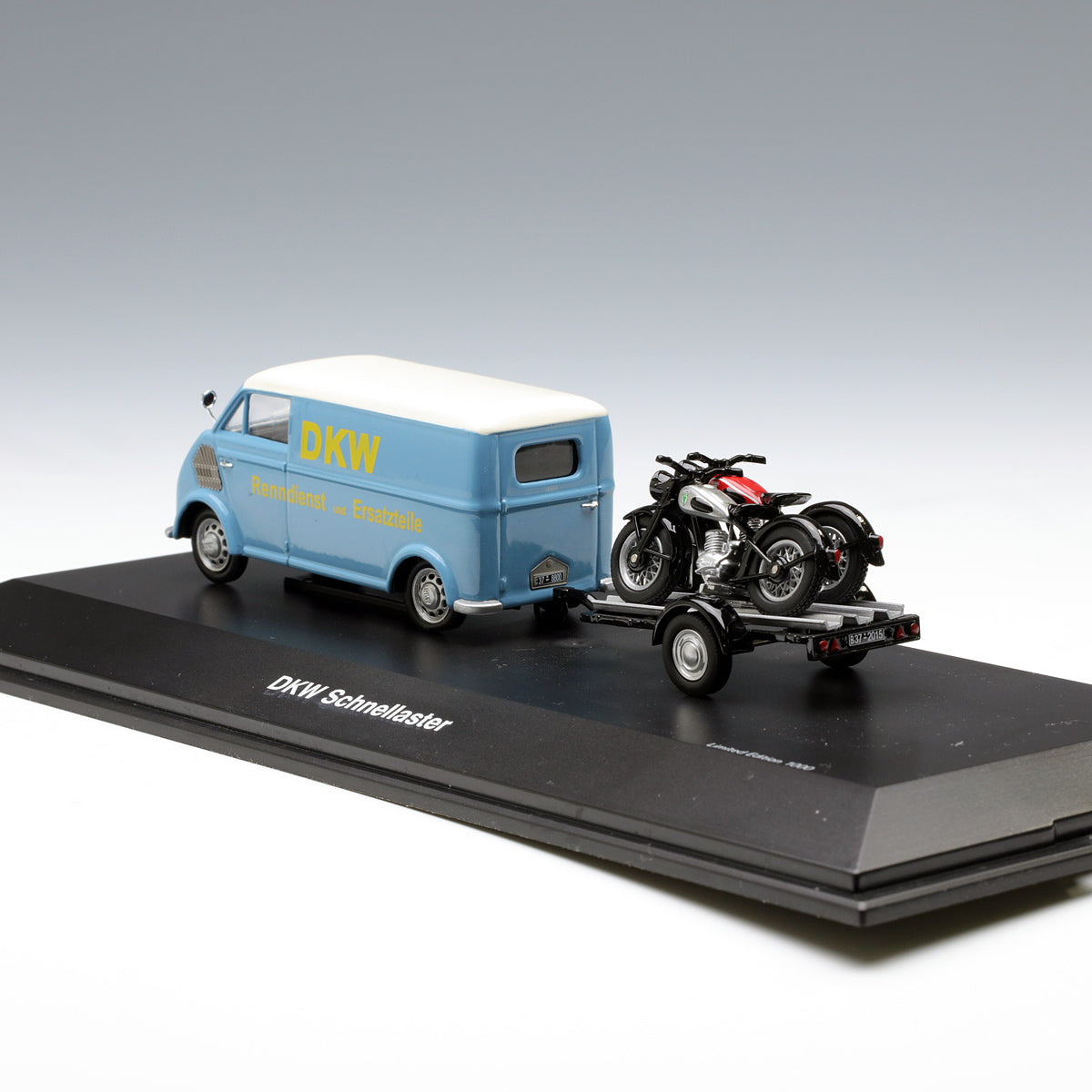 Schuco 1:43 DKW Schnelllaster "DKW" with bike trailer and DKW RT 125 DKW RT 350 450238800