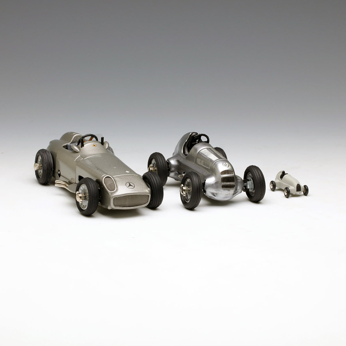 Schuco Studio Classic 3pcs Set "Mercedes Benz Studio Classic" Clockwork Car 450604500