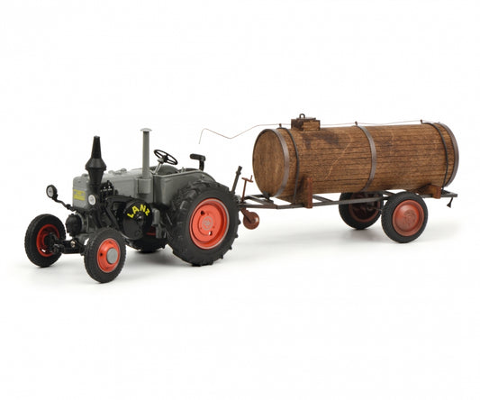 Schuco 1/32 Lanz Bulldog tractor with manure trailer 450769400