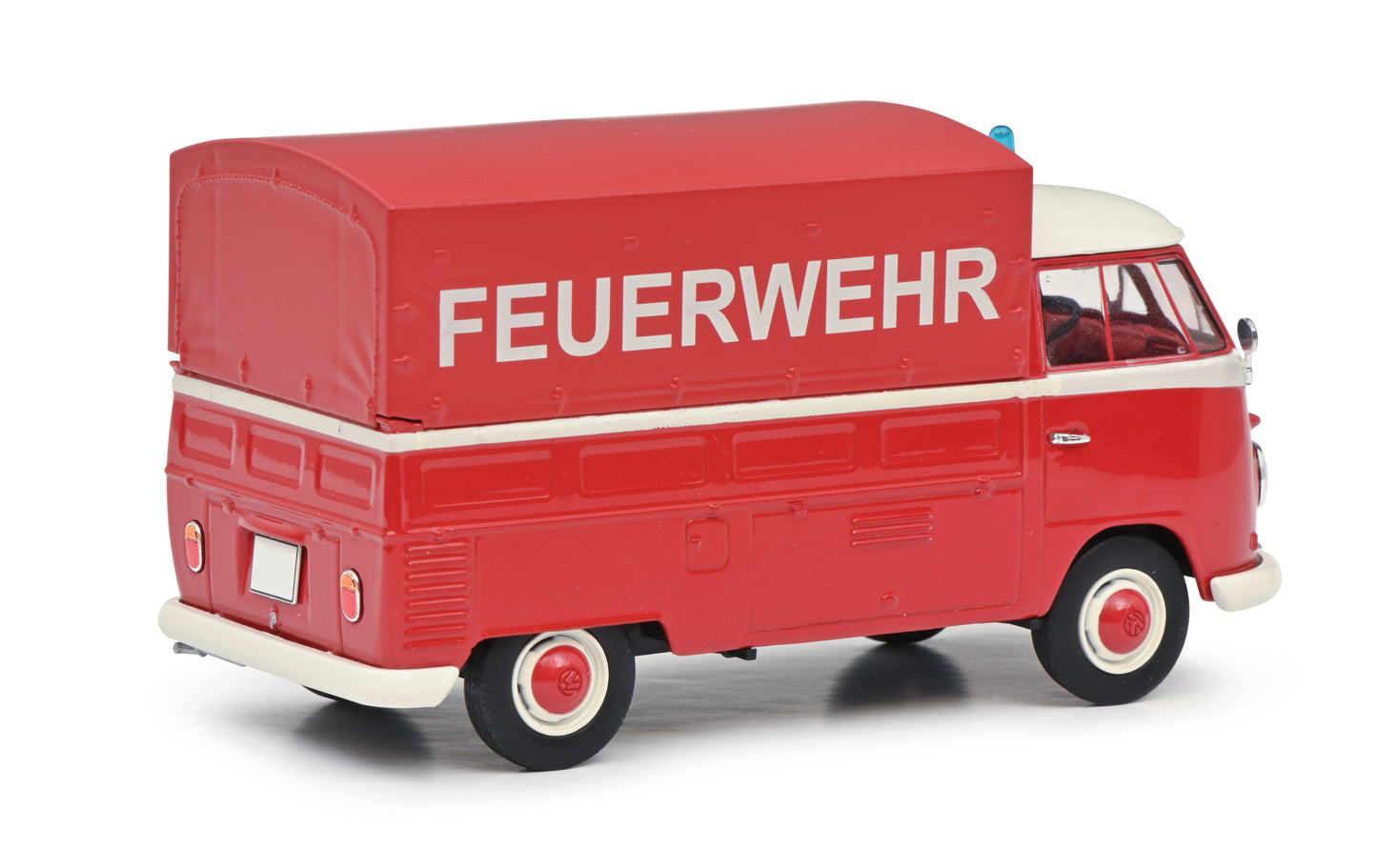 Schuco 1:32 MHI Volkswagen Beetle & T1 fire engine Set 450774300