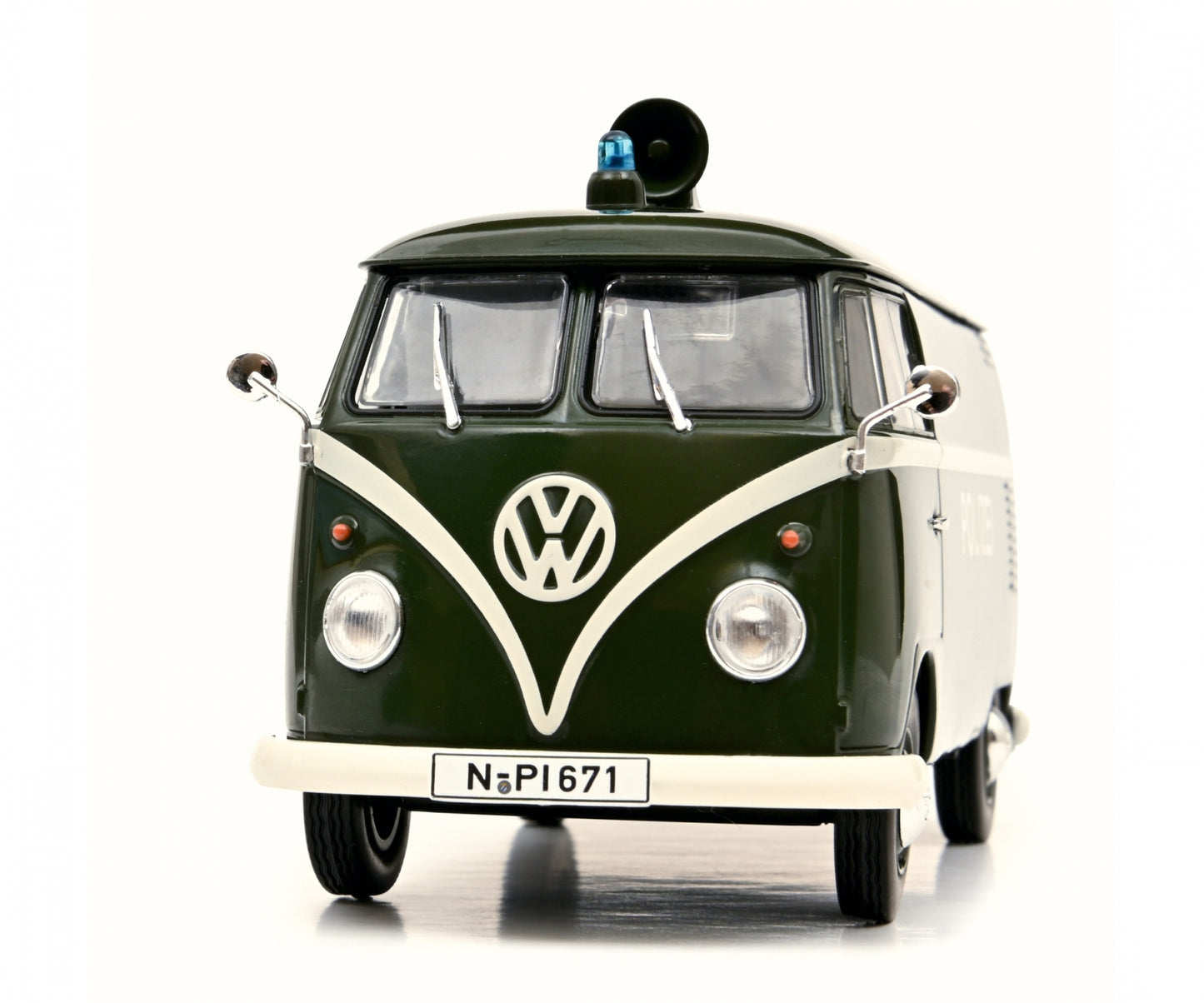 Schuco 1:32 MHI Volkswagen Beetle & T1 Police Vehicles Set 450774400