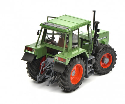 Schuco 1/32 Fendt Favorit 622 LS Tractor 450781300