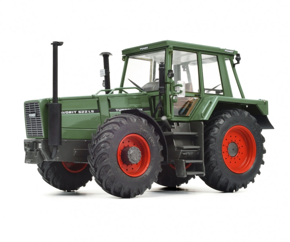 Schuco 1/32 Fendt Favorit 622 LS Tractor 450781300