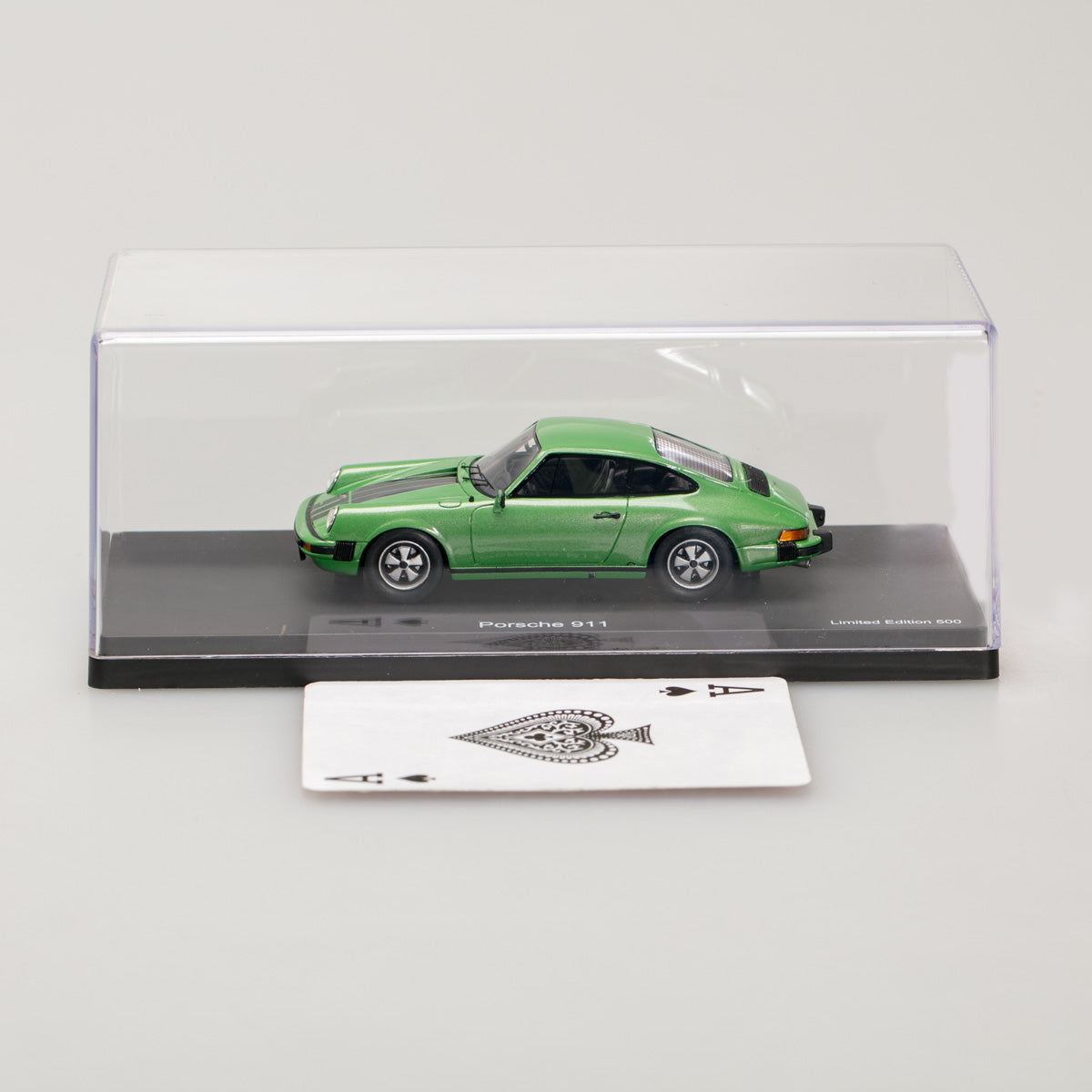 Schuco 1:43 Porsche 911 Coupe green 450891900