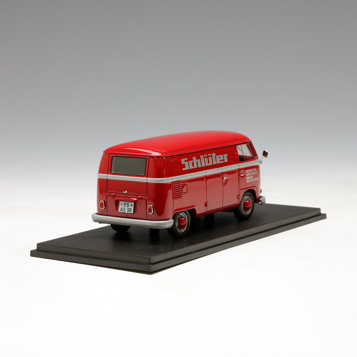 Schuco 1:32 Volkswagen T1B Schluter 450892800