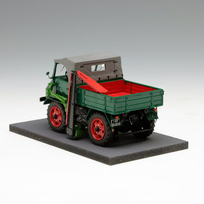 Schuco 1:32 Mercedes Benz Unimog 2010 Green 450895800