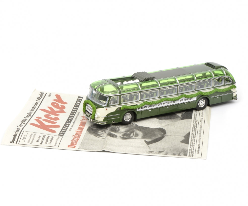 Schuco 1/43 Magirus Deutz O 6500 WM 1954 beige green 450904100