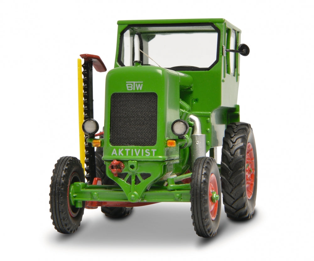Schuco 1:32 IFA RS 03 Aktivist tractor 450911000