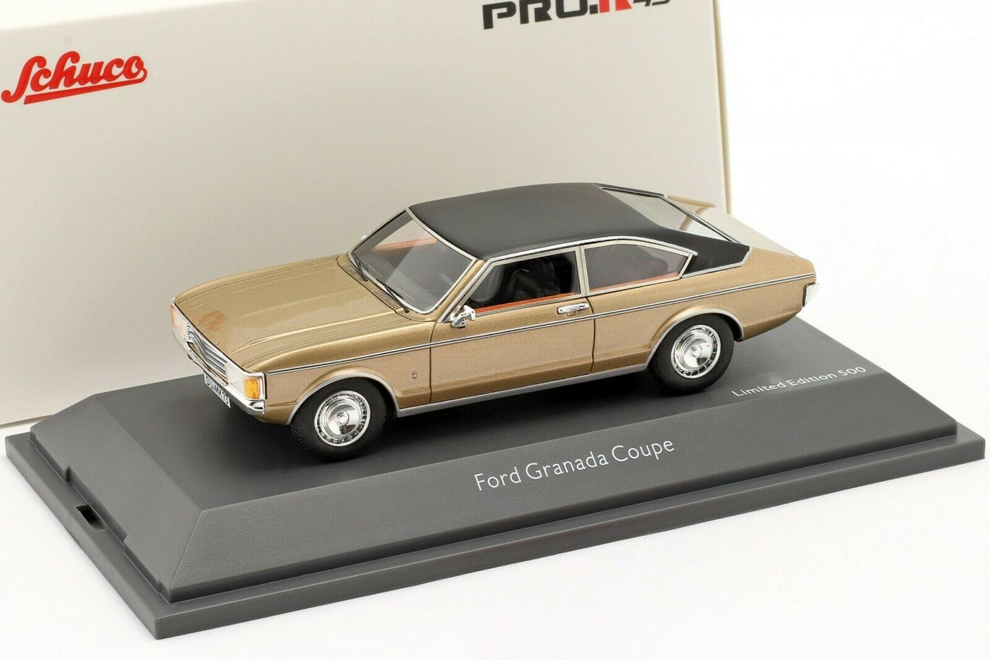 Schuco 1:43 Ford Granada Coupe gold 450914300