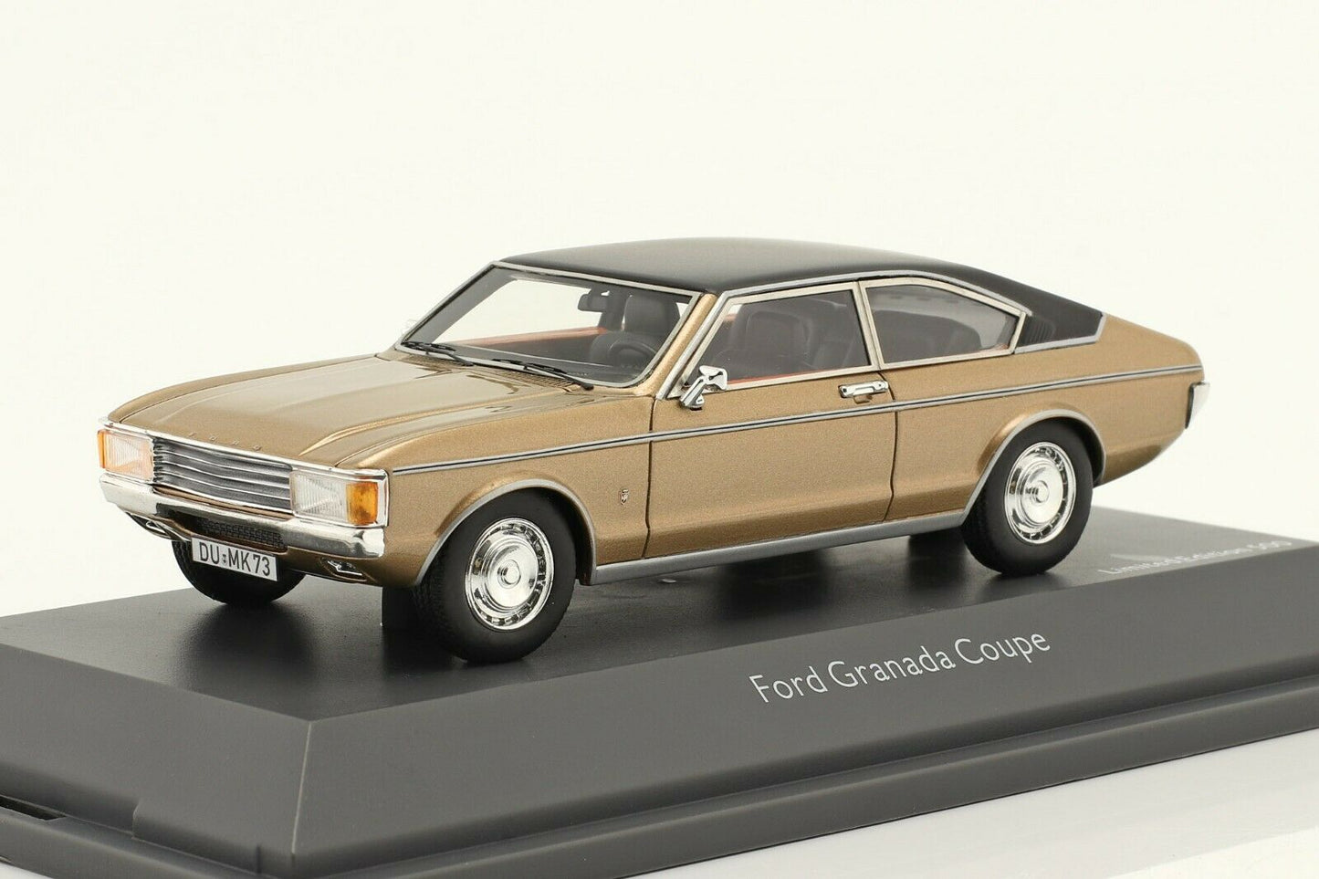 Schuco 1:43 Ford Granada Coupe gold 450914300